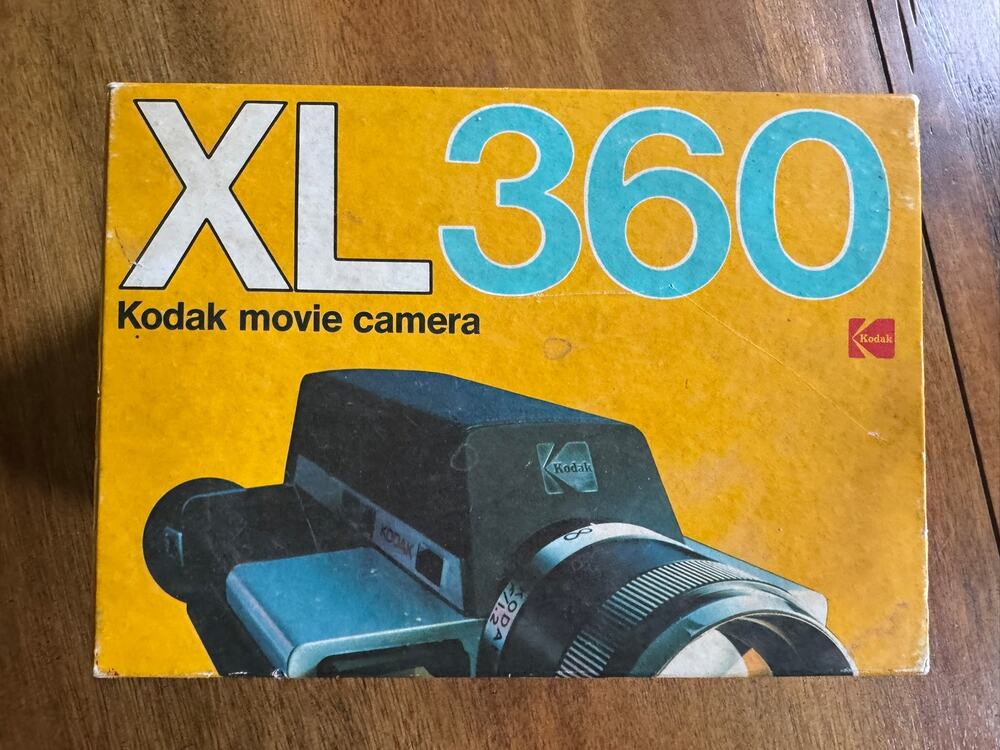 Vintage Kodak XL360 Super 8 Movie Camera Box Manual Ektar Zoom Untested